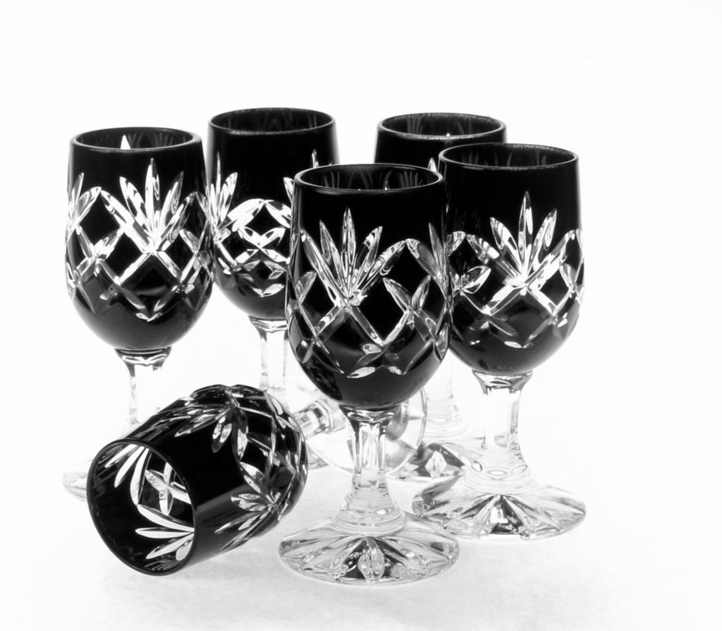 Black crystal vodka glasses 30 pineapple