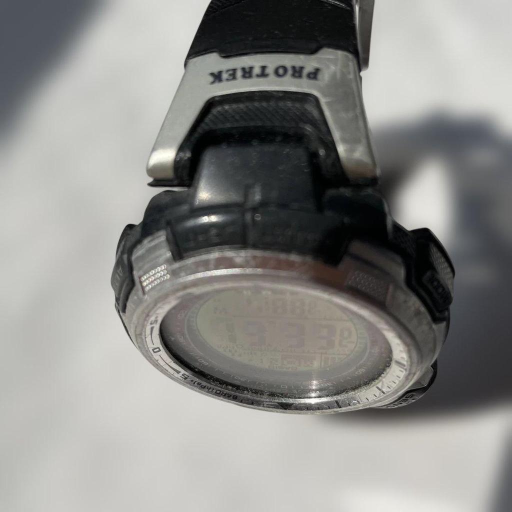 Б/у Цифровые часы CASIO PRO TREK TOUGH SOLAR