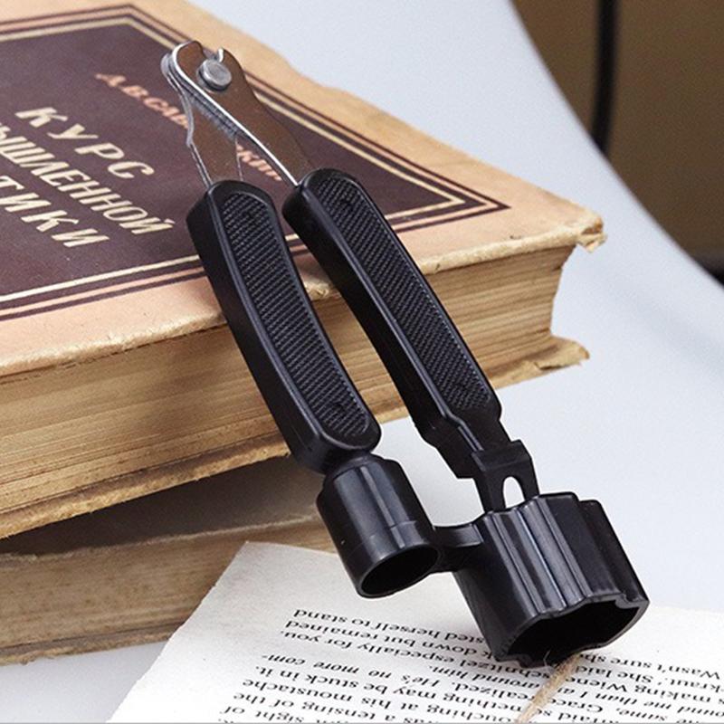 Многофункциональный гаджет для смены струн гитары со стикером шкалы ладов, наклейками нот, кусачками для струн, аксессуар для начинающих ZYF