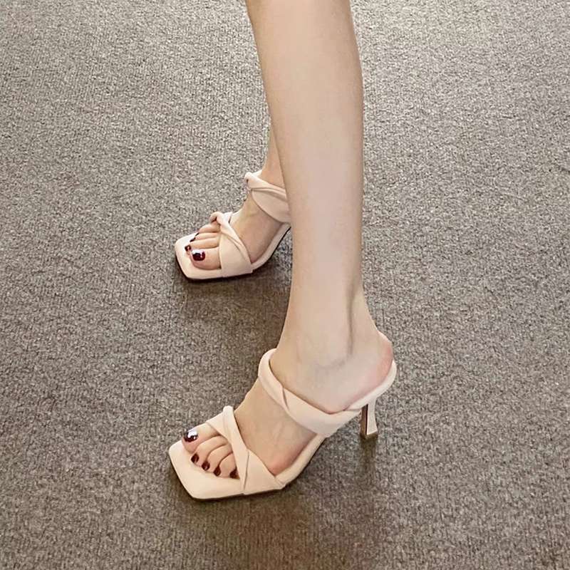 Stepping On Shit Sandals Femininity Socialite Word with Soft Sole White 2025 New Summer Slippers High Heel Sandals