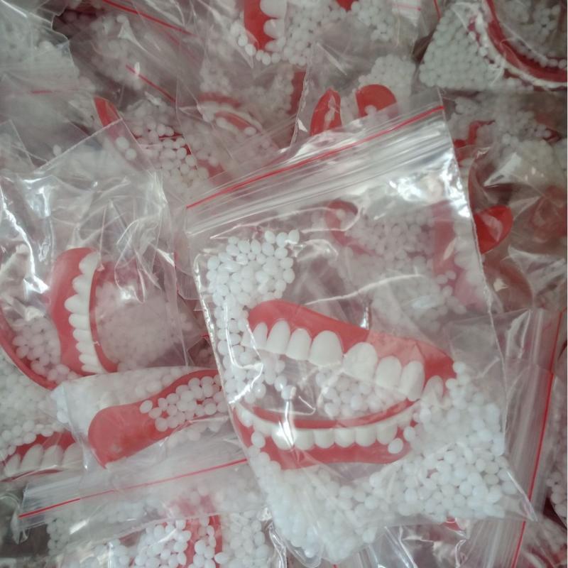 Comfortable Smiling False Teeth With Filling Glue Disposable Upper Lower Veneers Temporary Teeth Makeup