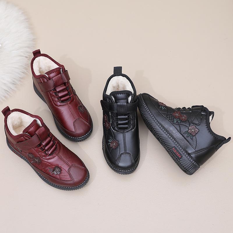 Женские водонепроницаемые нескользящие зимние сапоги из овчины для пожилых людей