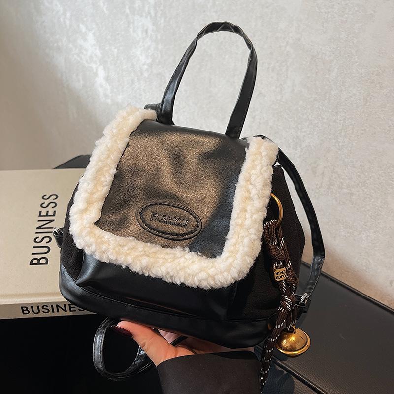 Niche Design Женский рюкзак Осень и зима Новый ретро модный маленький рюкзак Повседневный дорожный рюкзак для поездок на работу