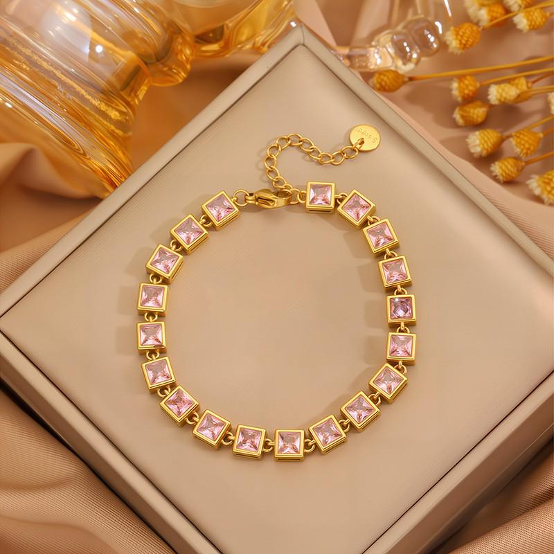 Роскошный браслет с четырехлистником: Позолоченная 18K, Невыцветающая Титановая Сталь с Алмазными Акцентами