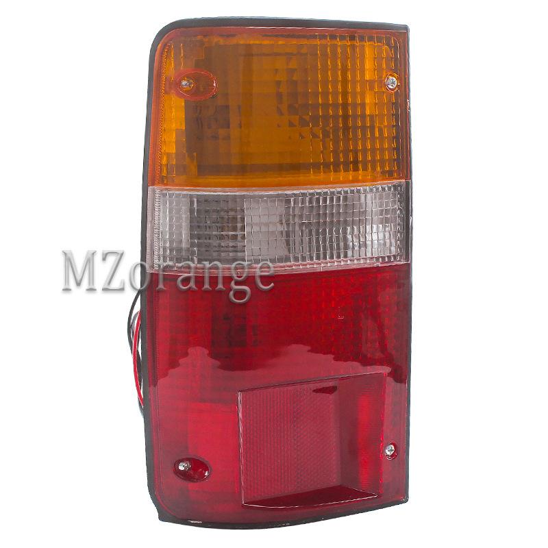 Taillight Rear Brake Tail Light For Toyota Hilux Pickup SR5 MK3 LN RN YN 2WD 4WD 1989-1995 Stop Turn Signal Car Accessories