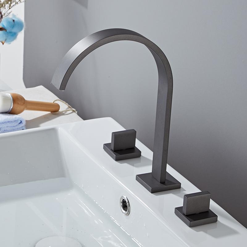Смеситель для раковины Gun Grey Sink Tap Золотой квадратный латунный кран для ванной комнаты Смеситель для раковины с 3 отверстиями и двойной ручкой для горячей и холодной воды