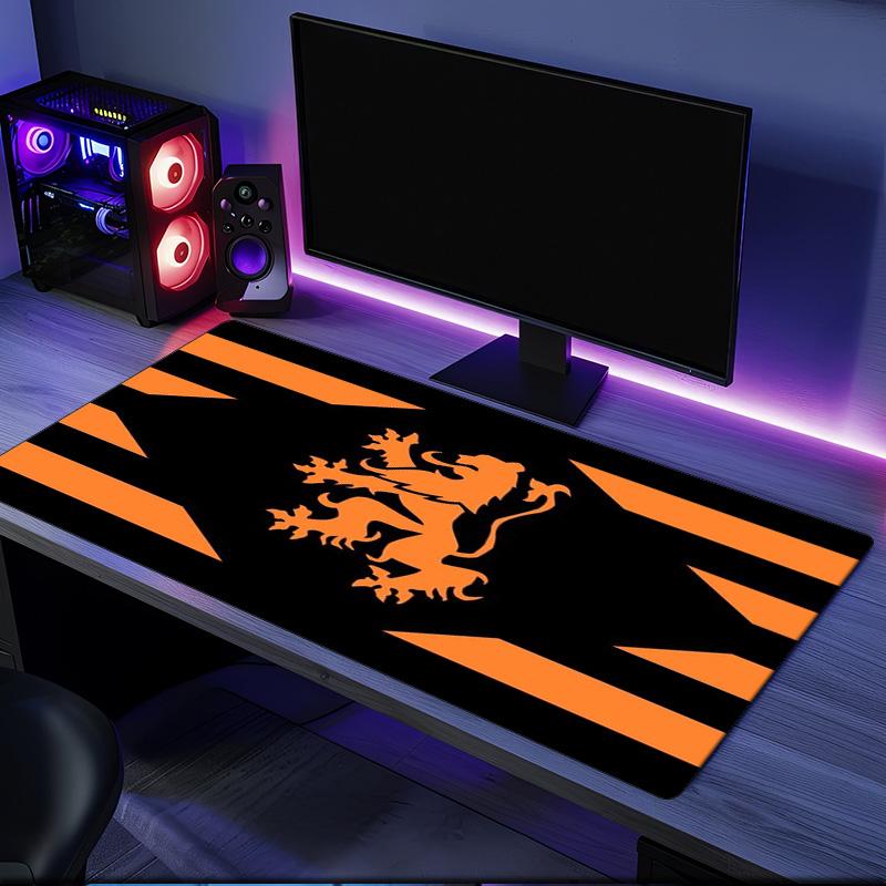Dundee United Crest Design mouse pad, rubber base, esports desk mat, mouse pad for gamers and office use, gaming desk , easy to clean mat