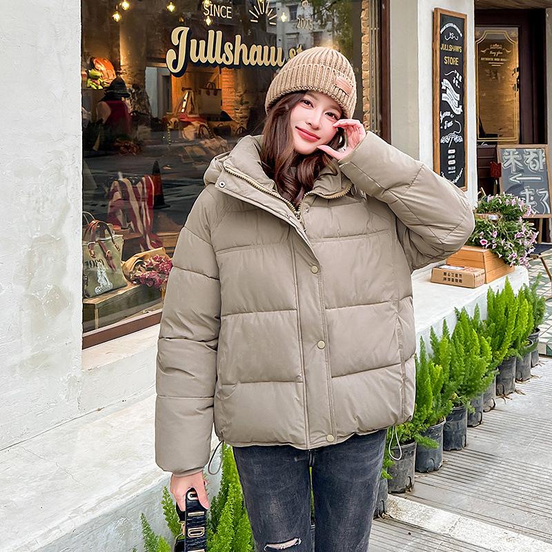 Women’s Short Hooded Windproof Thicken Warm Winter Jacket With Raglan Sleeves