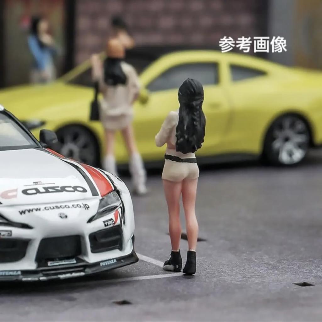 164 scale figure, casual clothes, girl in shorts, curly hair, 22223584, model, diorama [used]