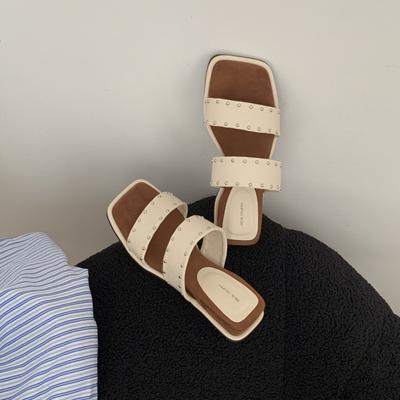 Ретро праздничный стиль на плоской подошве женская обувь на одно слово новая мягкая подошва повседневная пляжная можно носить тапочки на улице