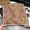 71Cm silk scarf women's high-end sense European and American hot-selling printed fashion scarf retro paisley cashew flower satin square scarf