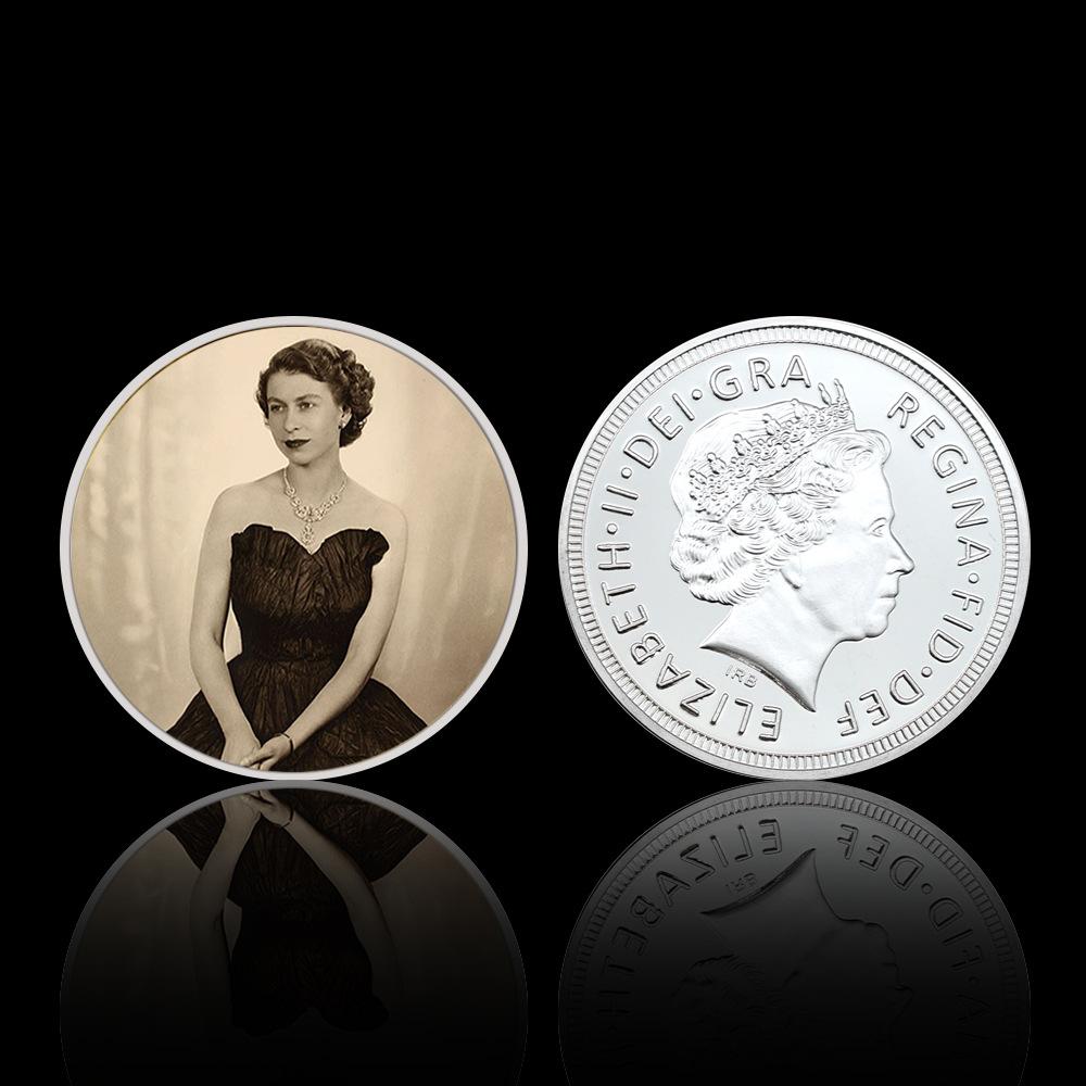 Queen Elizabeth commemorative coins, 10 pieces, Elizabeth commemorative coins for various age groups, family collection