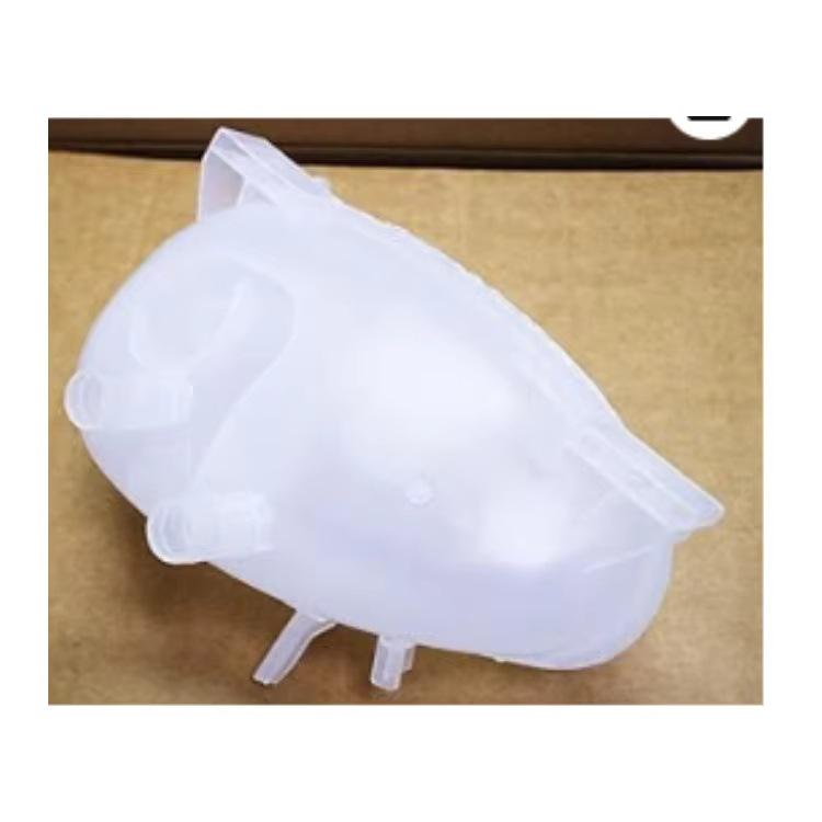 4539063200 and 4539063100 fit Smart Fortwo W453 rear tail lights.