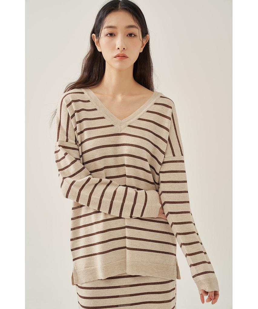 IOLO Metallic Stripe V-Neck_Beige