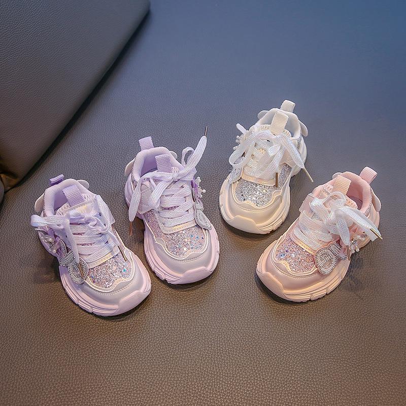 2025 весна новые спортивные туфли для девочек туфли для девочек мягкая подошва нескользящие туфли принцессы новые кроссовки детская обувь