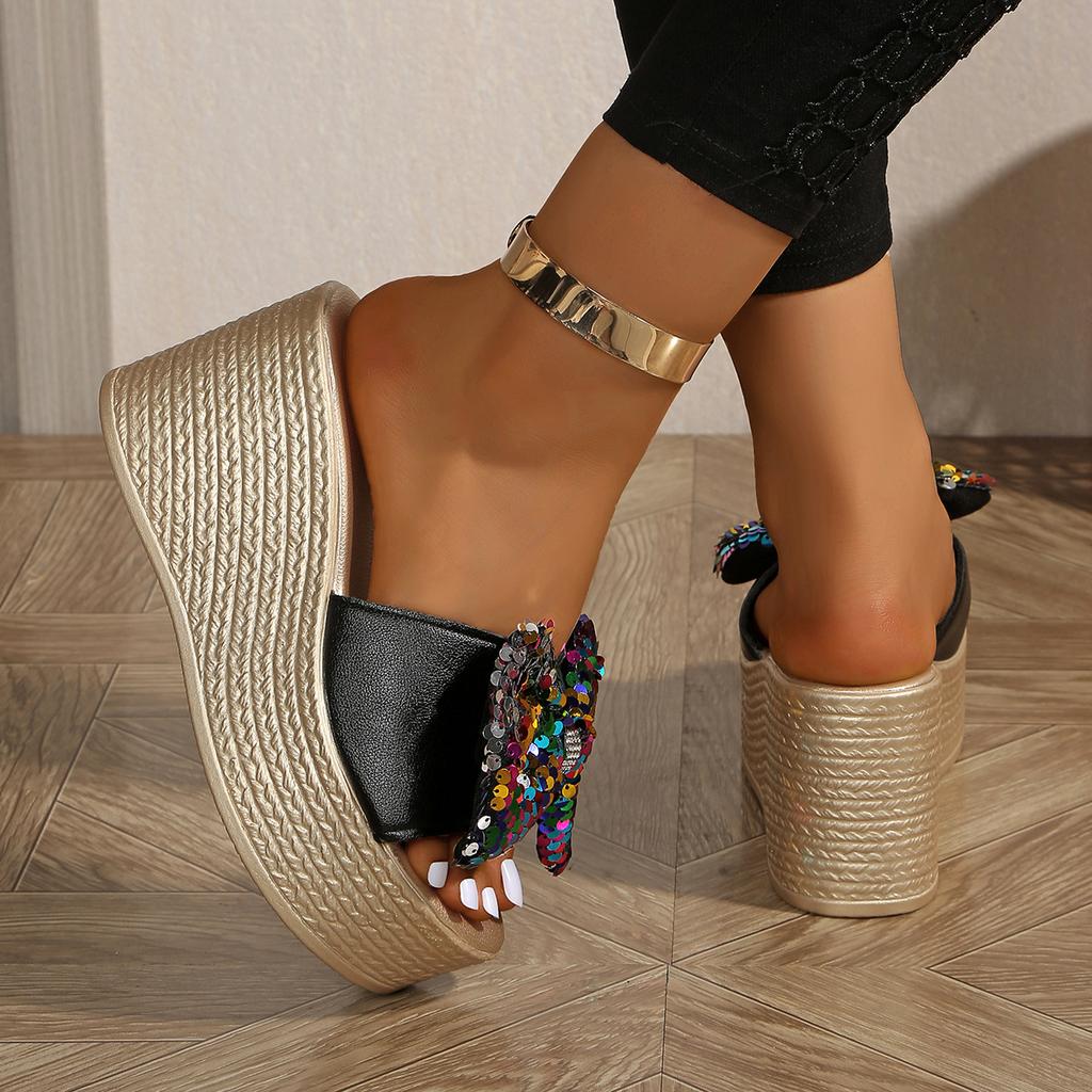 Модные женские тапочки Летняя пляжная платформа Женская повседневная обувь Сандалии на танкетке Модные тапочки на высоком каблуке Шлепанцы Женская обувь