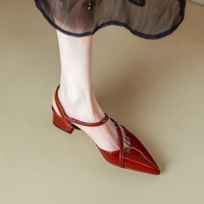 Ретро универсальная сумка головной убор светлый рот толстый каблук пустые туфли лето 2025 новые французские серебристые средние каблуки полые заостренные босоножки