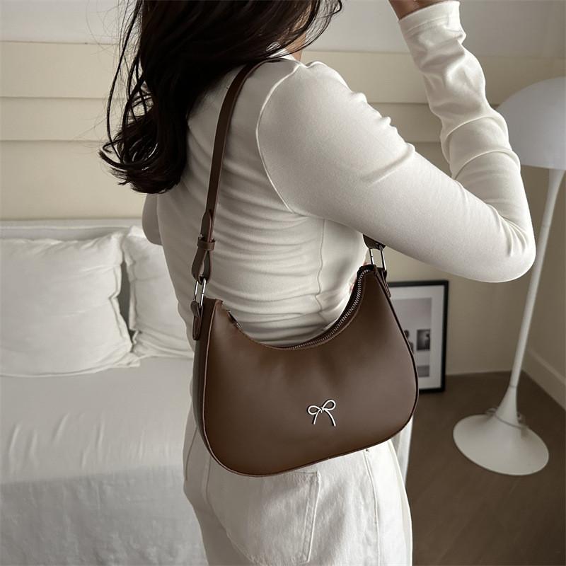 Elegant Retro-inspired Bow Handbag For Women Ideal For Casual Urban Fashion