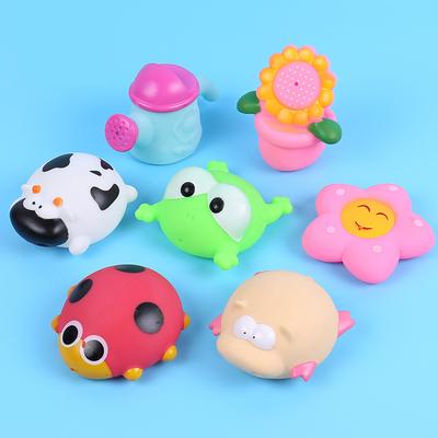 Детские игрушки для ванны Мягкая резина Брызгалка Вода Красочные Животные Модель Сжималка Звук Брызгалка Пляжные Игрушки для Ванной для Младенцев Детей Подарок