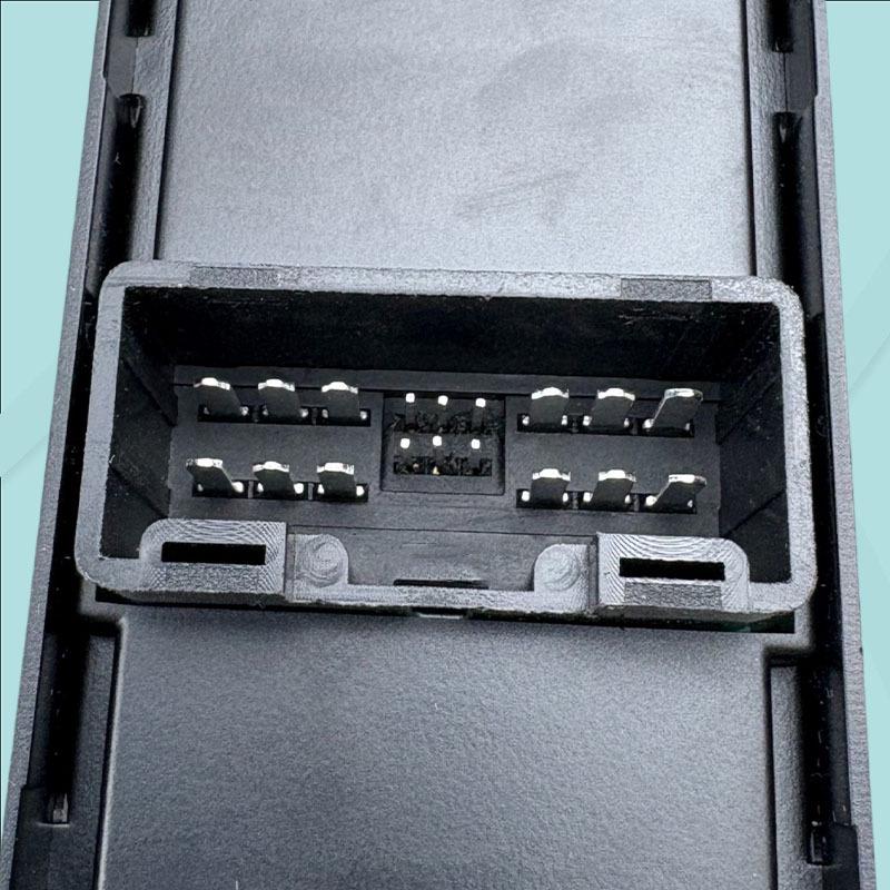 Power Window Switch for 11/2019 Isuzu D-Max (Part Number: 8-98192251-1)