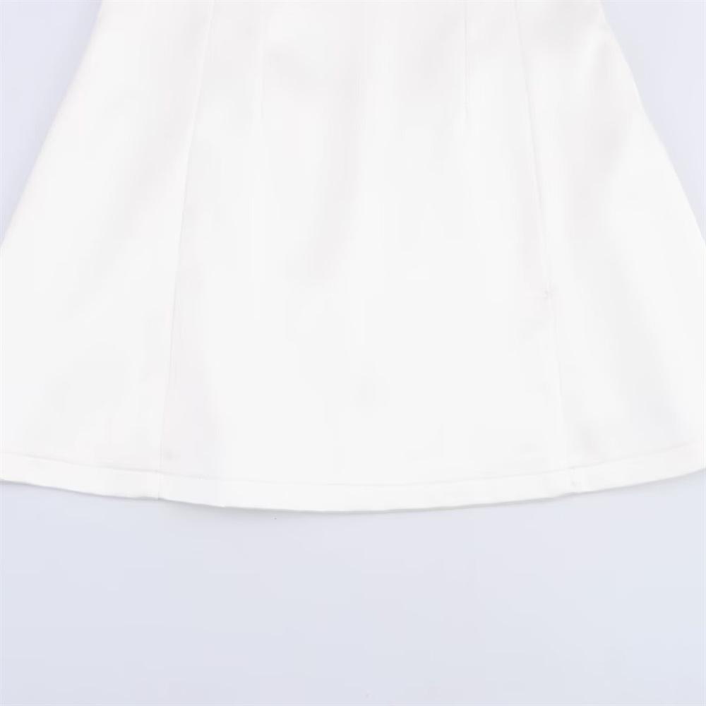 Женское мини-платье А-силуэта приталенного кроя на весну/лето 2025