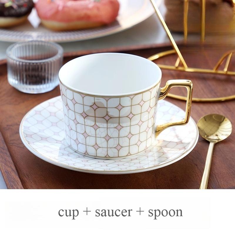 Кофейные чашки и блюдца из тонкого костяного фарфора, 270 мл, красиво глазурованные, с золотой отделкой, чайная чашка с ручкой, керамические кофейные чашки с золотой ложкой