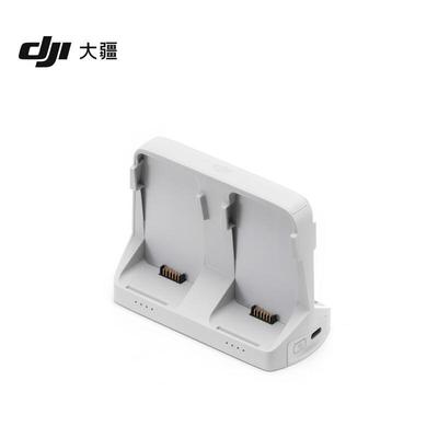 DJI Зарядная станция с откидной крышкой для аккумуляторов (Китайская версия)