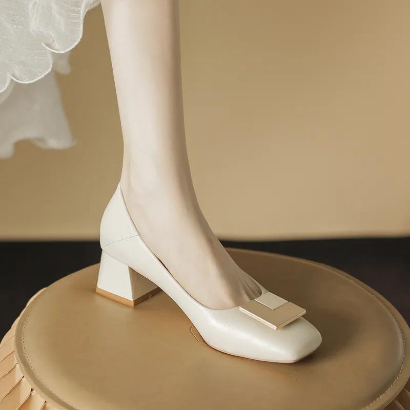 Cresfimix женские модные черные туфли с круглым носком из металла, высококачественные офисные туфли-лодочки, элегантные бежевые туфли для вечеринки в клубе Sey A107d