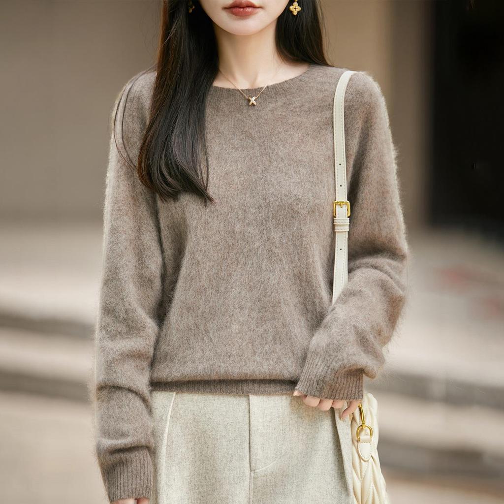 Women's Seamless Plush Knit Wool Sweater, Round Neck, Loose Fit, Long Sleeve - 2026 Autumn/Winter Collection