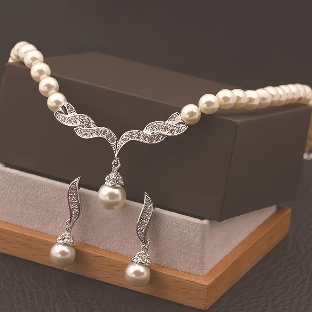 Women's Glass Imitation Pearl Necklace and Earrings Set Wedding Party Jewelry Three-Piece Set