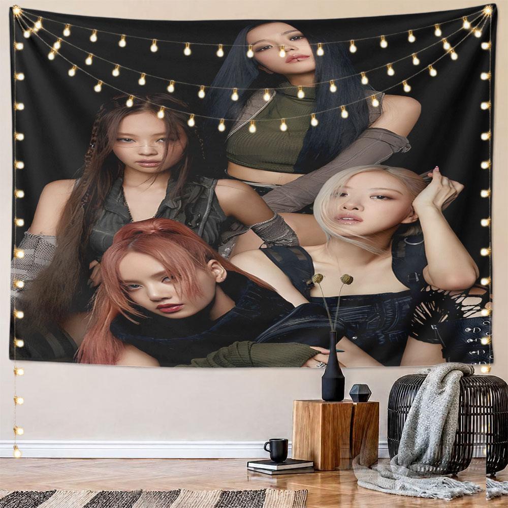 "Chic Quartet in Dark Stylish Outfits" Pattern Wall Hanging Tapestry Decorative Tapestry Home Decor for Bedroom and Living Room