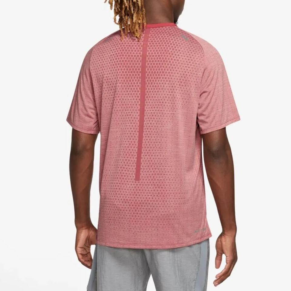 Nike Tech Knit Logo Спортивная футболка с круглым вырезом для мужчин, топы Stardust-Red DM4753-655