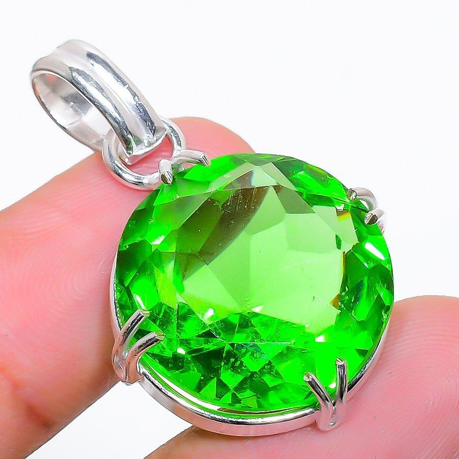 Tsavorite Gemstone 925 Silver Jewelry Pendant 1.50"