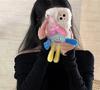 Чехол для телефона Dopamine Apple 15 Plush Cartoon Doll с кронштейном - милый силиконовый дизайн против падения