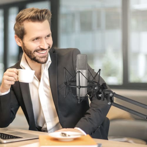 Geekria for Creators Microphone Shock Mount Compatible with Rode NT-USB, NT1-A, NT2-A, NT1000, NT2000, Procaster, and K2, Anti-Vibration Suspension Ad