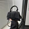 Сумка женская летняя модная простая повседневная однотонная иностранный стиль модная портативная через плечо на плечо маленькая квадратная