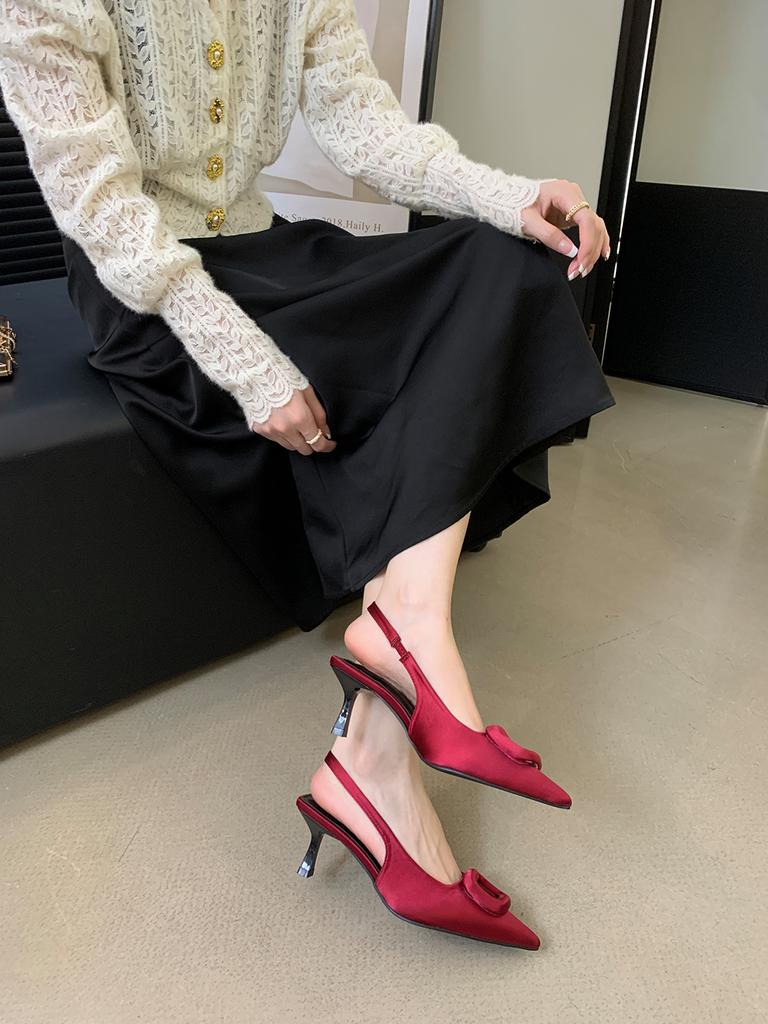 Модные женские босоножки с острым носком 2024 года, новые поступления, модные туфли для вечеринок, черные, красные, бежевые, на тонком высоком каблуке, туфли-лодочки с пряжкой на ремне 35-39