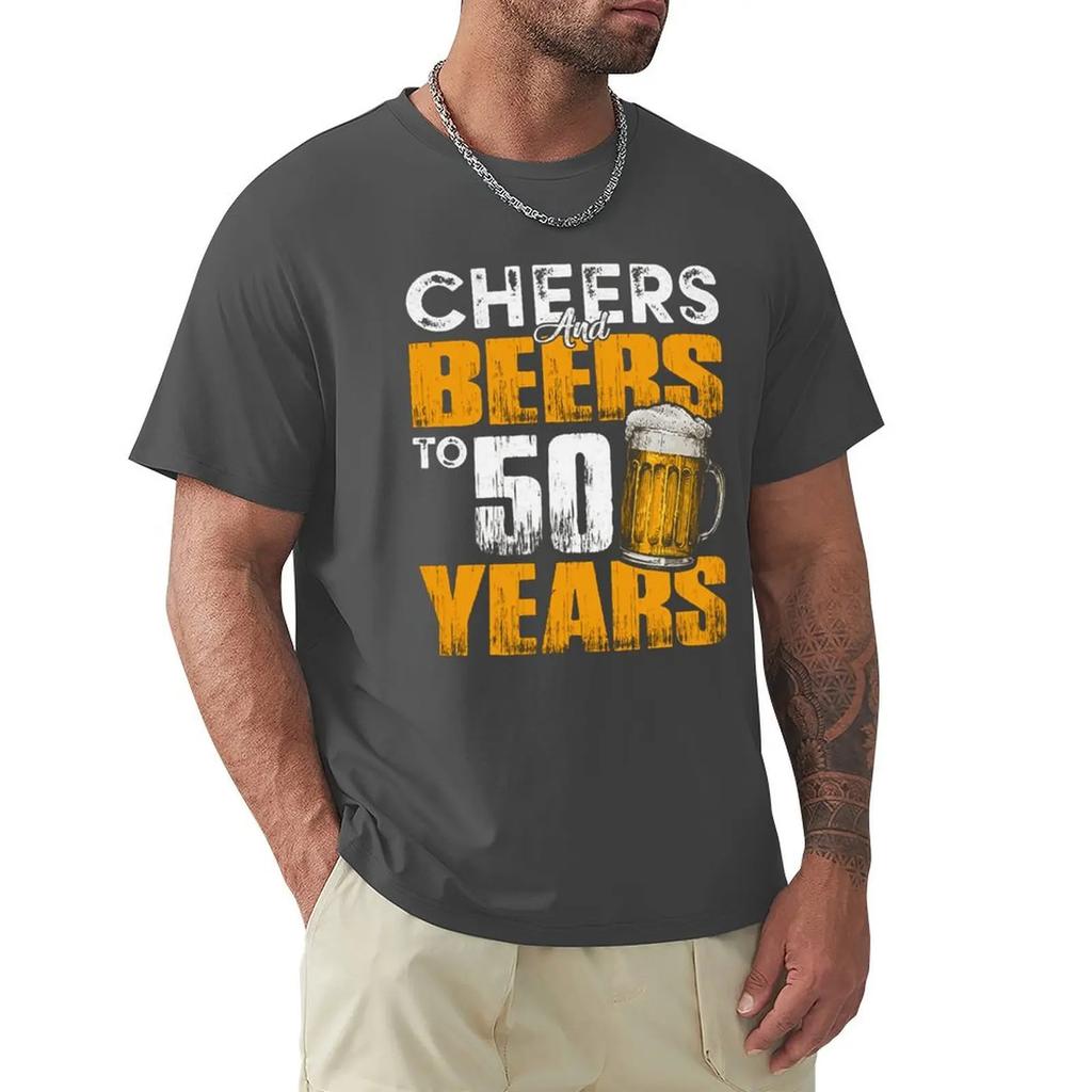 Футболка с надписью «Cheers And Beers To 50 Th Years Old» Футболка с надписью «50th Birthday» Любитель пива Смешные топы в стиле Харадзюку Модная классическая футболка