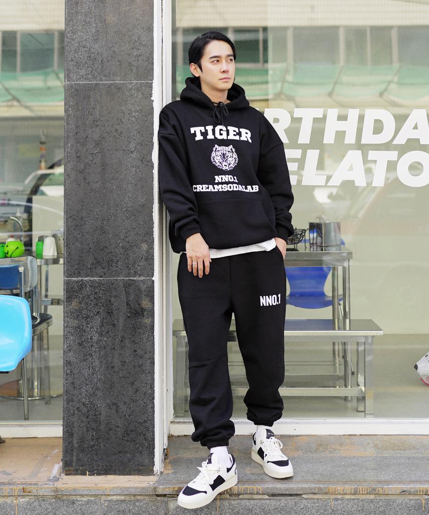CREAM SODA LAB Nno1 Small Logo Training Pants Black
