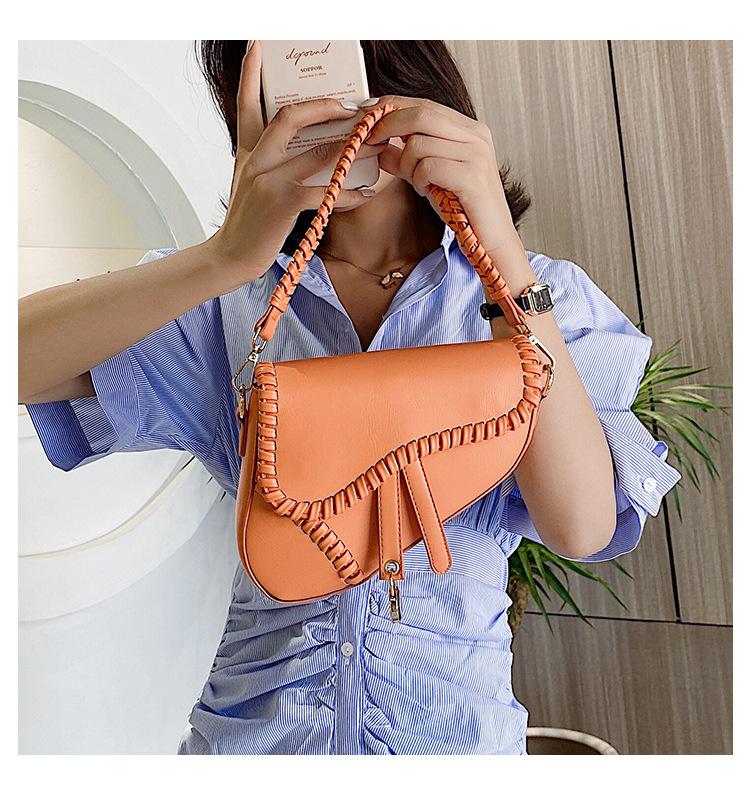 Сумка-седло, сумка под мышкой, ретро плетеная сумка-мессенджер через плечо женская сумка 2025 весна новая однотонная женская сумка