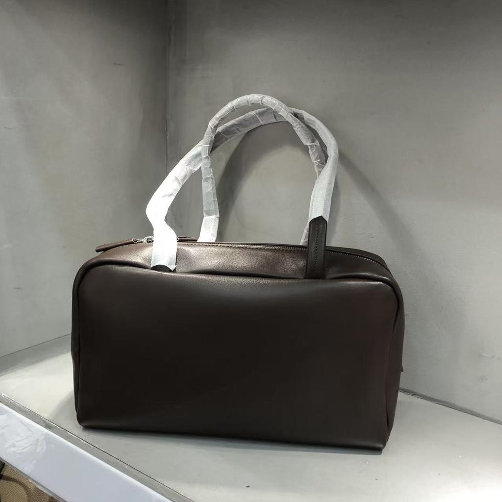 The -Row Italy Small Sheepskin Minimalist Preservation Ball Handheld Single Leather Real Leather Bag Jennie Same Style