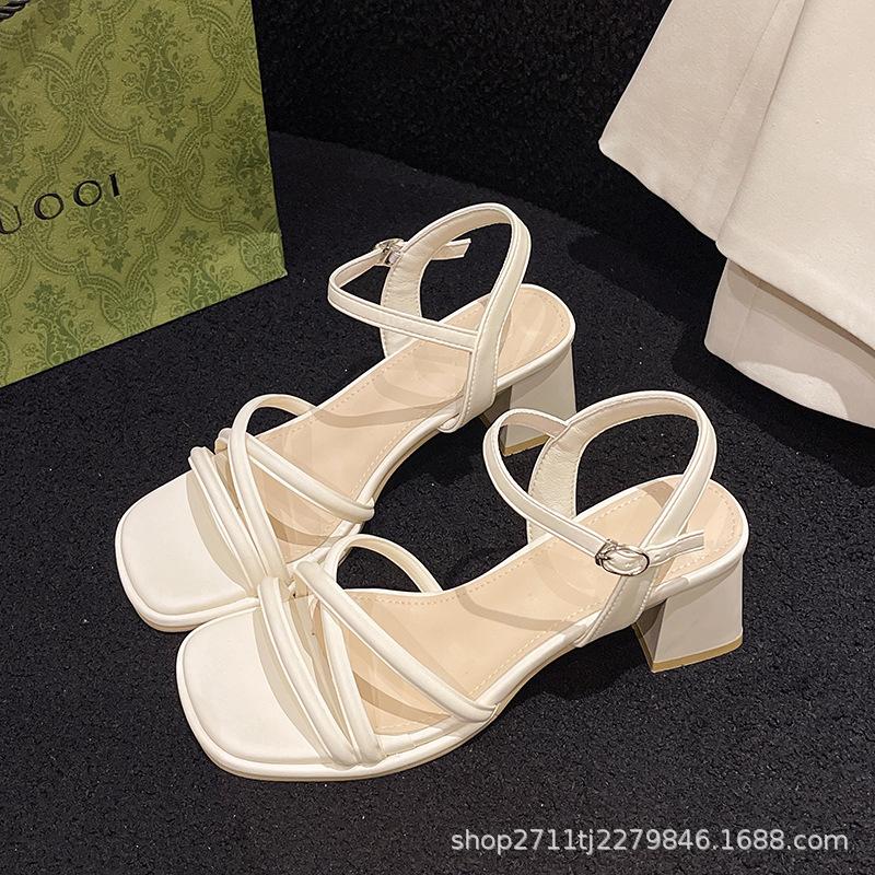 Женские сандалии, летняя новая модная универсальная обувь 2025 года, с юбкой, с темпераментом, на высоком толстом каблуке