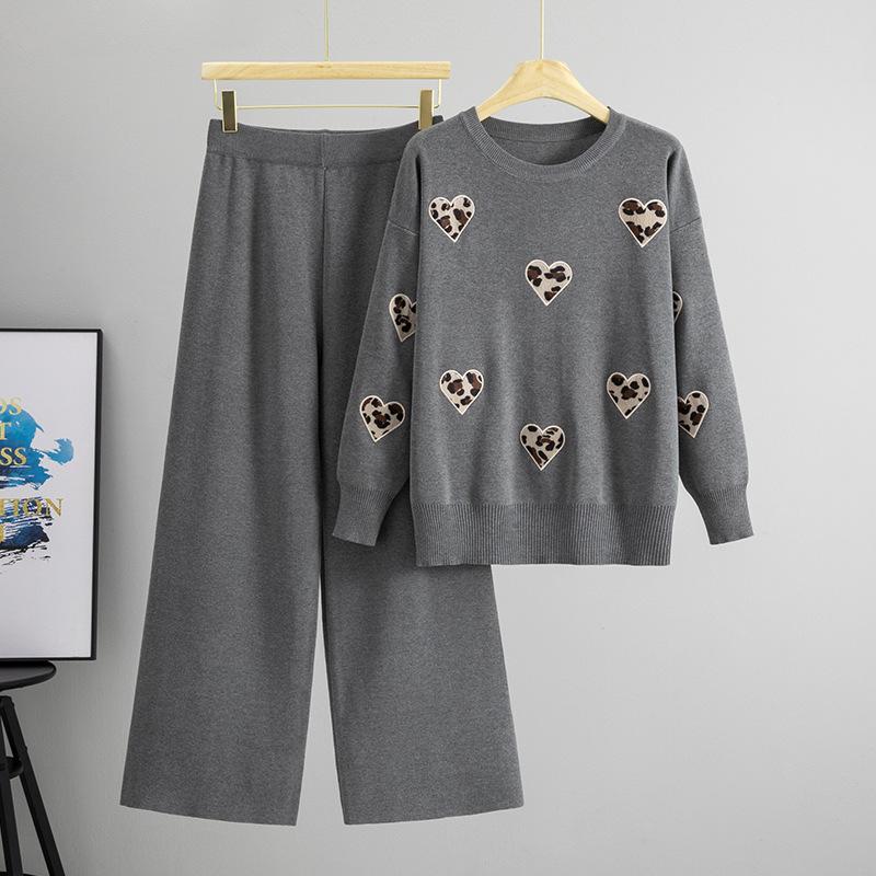 New Youthful and Caring Two-piece Set of Knitted Casual Wide-leg Pants for Elegant Women's Wear