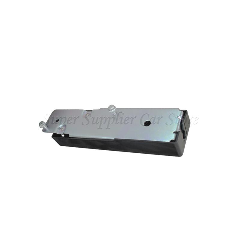 Door Tail Lock with Control Tailgate Actuator For Land Rover Discovery 3/4 LR3 LR4 FUG500010 LR017470 Car Accessories