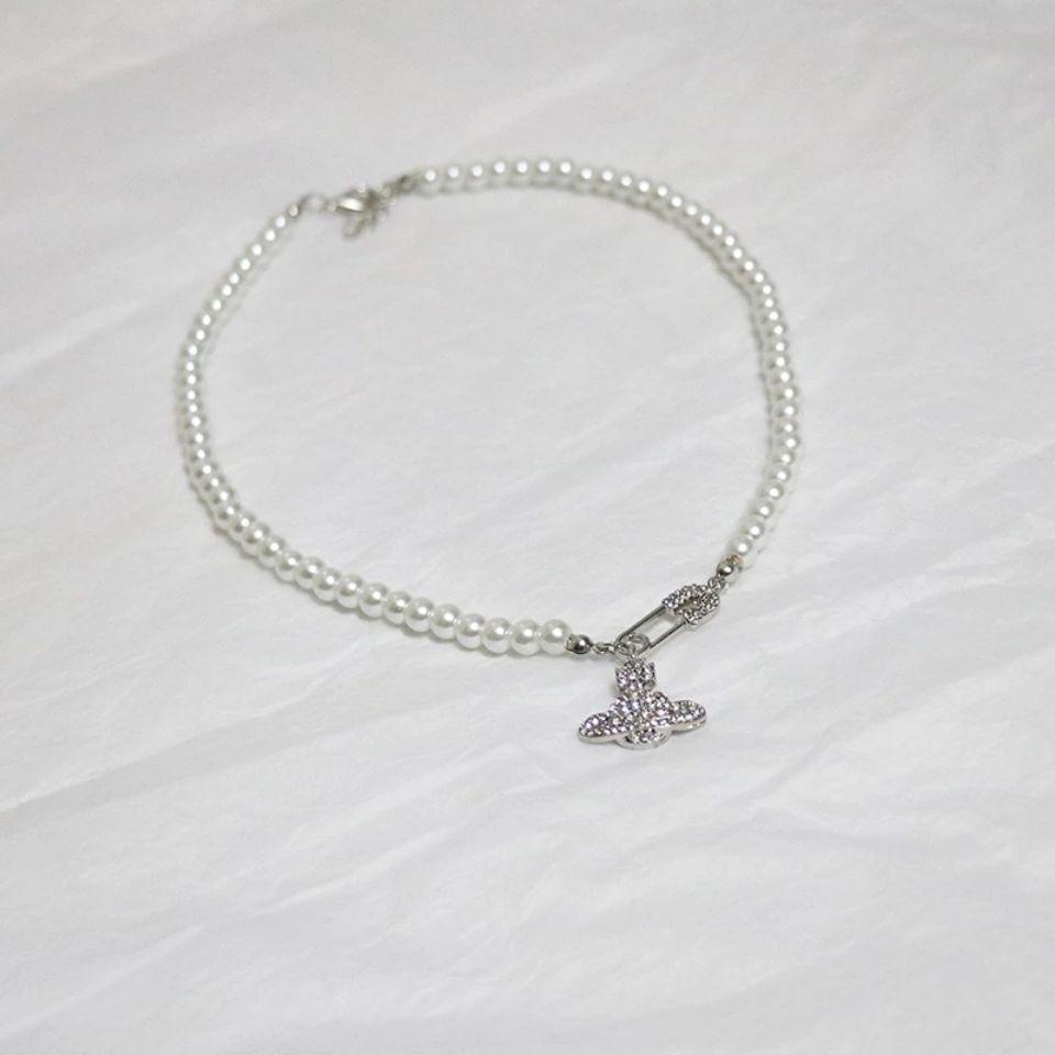 2025 Women's Chic Light Luxury Collarbone Chain: Elegant Ins Style Choker