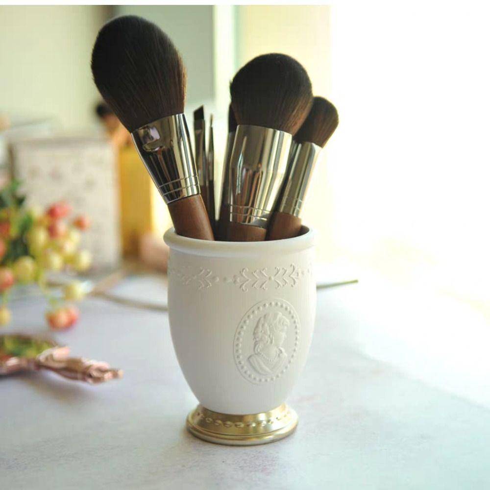 Embossed Portrait Makeup Brush Holder Lipstick Eyebrow Pencil Storage Box Desktop Decor