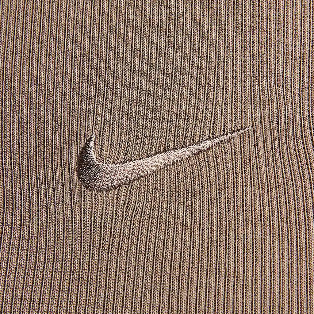 Nike Спортивная одежда Chill Knit Дышащая Универсальная Футболка с коротким рукавом Женские топы Норково-коричневый HJ0720233