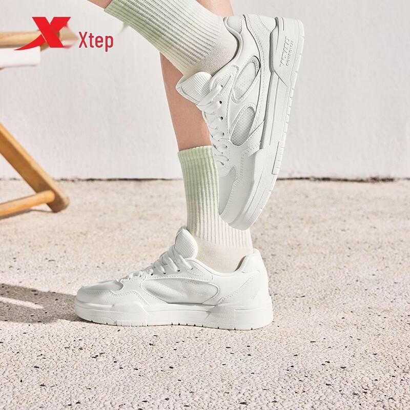 Xtep Women's Ice-Through Breathable Board Shoes