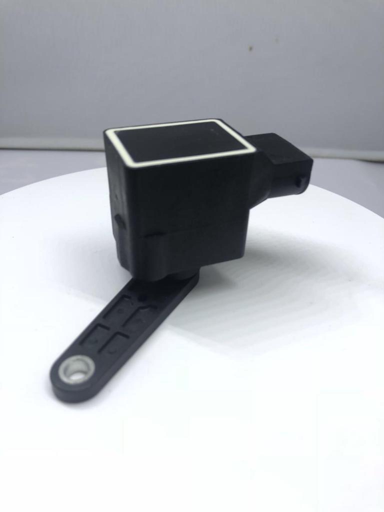 Датчик фар и регулятор амортизаторов BMW 1-7 серии в наличии