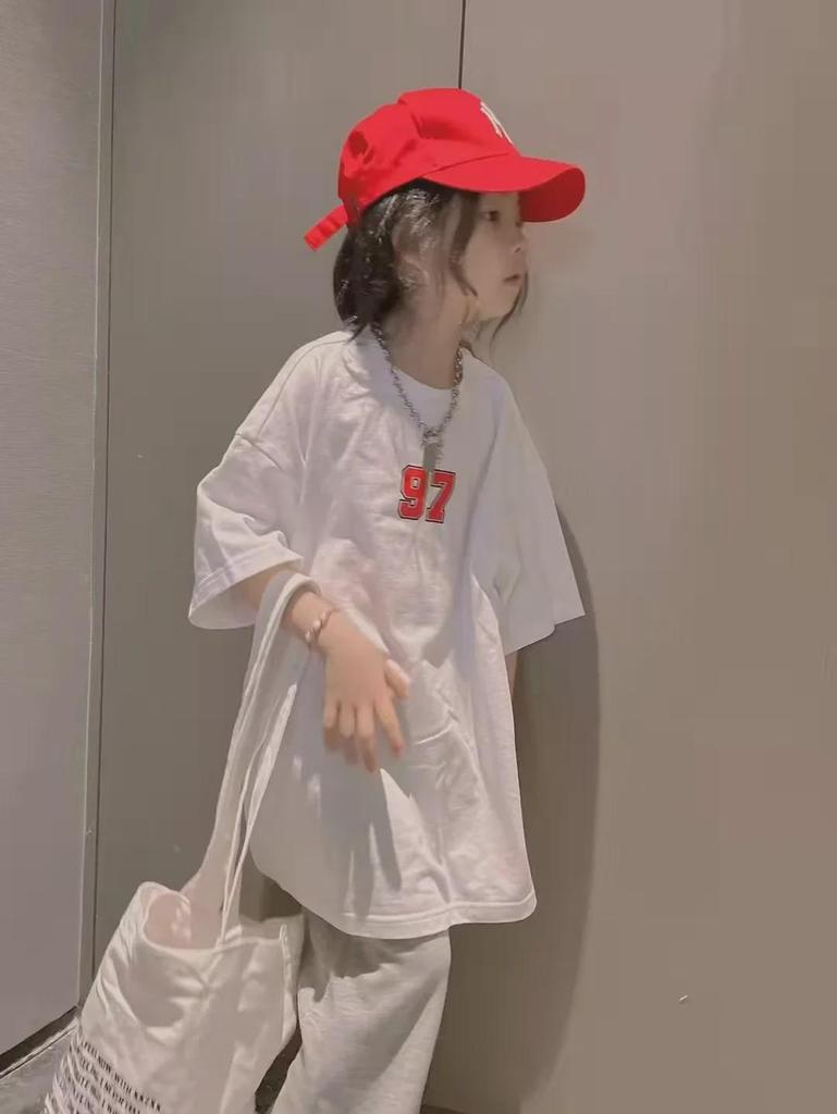 Лето 2022 г. Корейская детская футболка из чистого хлопка и юбка средней длины в стиле BF для мальчиков и девочек